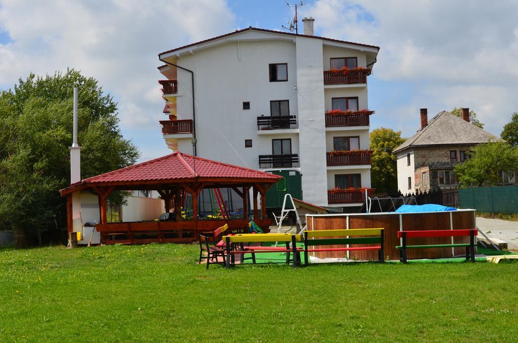 Penzion Rogalo Свит Экстерьер фото